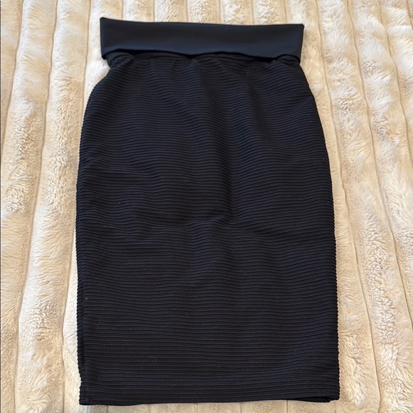 Gorgeous Wolford Black Pencil Skirt - like new - size XS - Picture 7 of 9